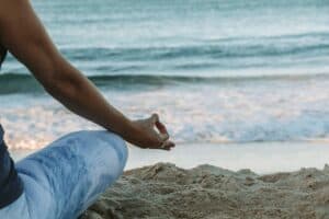 Die Kraft des Atems: Wie Breathwork deine Yoga-Praxis vertieft